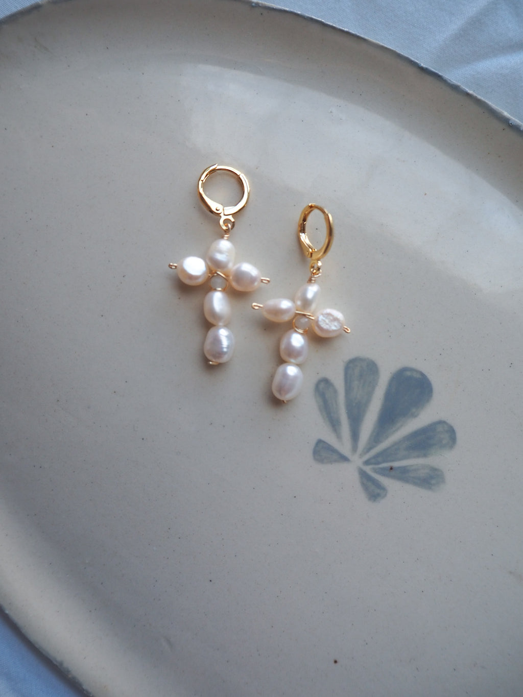 Elara Cross Earrings