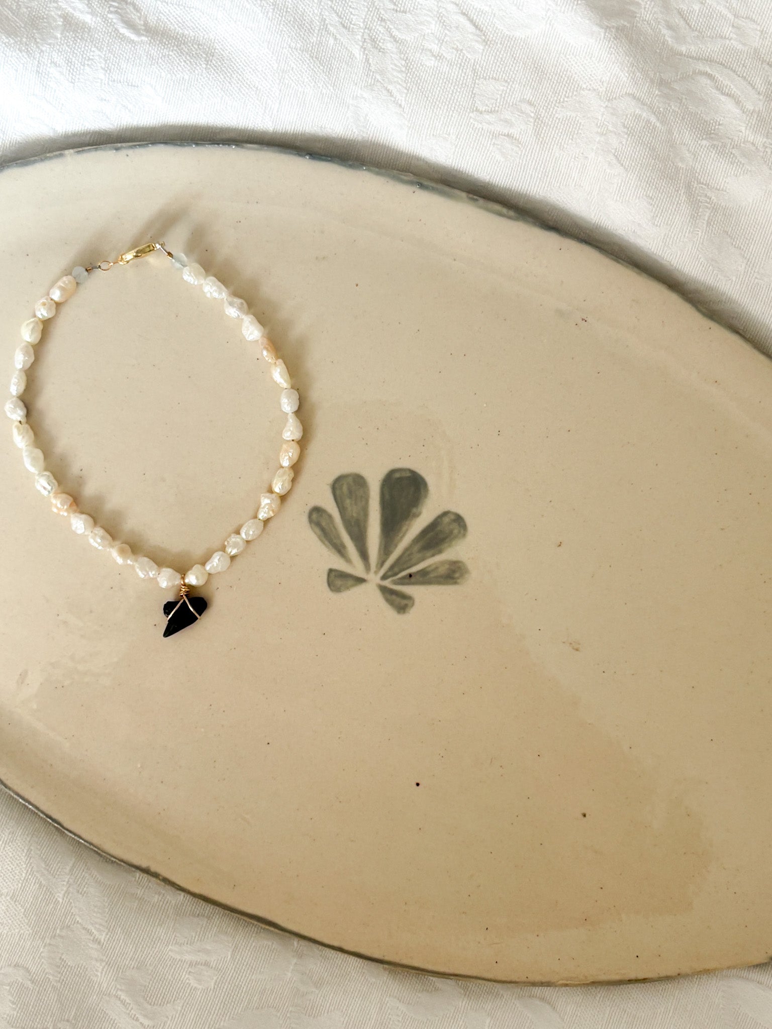 Mini Shark Tooth Pearl Bracelet